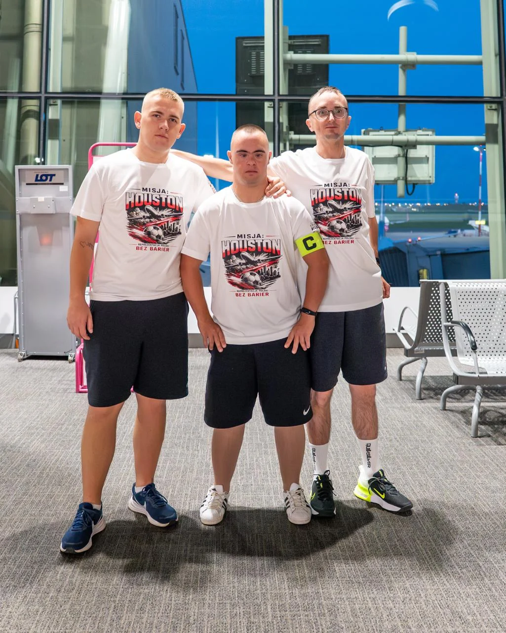 Trzech naszych leci do Houston!